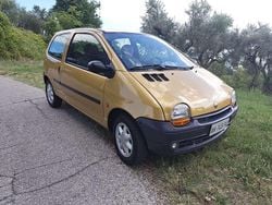 Oro Usata 1996 Renault Twingo Due volumi | 6800 €