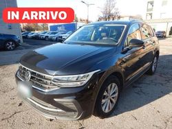 Nero Usata 2022 VW Tiguan Life SUV | 24.200 € (Super prezzo)