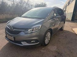 Grigio scuro Usata 2018 Opel Zafira Innovation Monovolume | 10.800 € (Ottimo prezzo)
