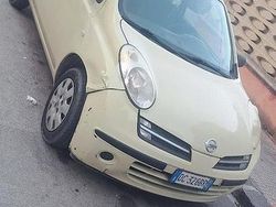 Giallo Usata 2005 Nissan Micra Due volumi | 900 € (Ottimo prezzo)
