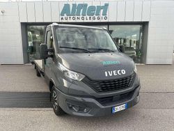 Grigio antrancite Usata 2021 Iveco Daily Furgone | 29.000 € (Buon prezzo)