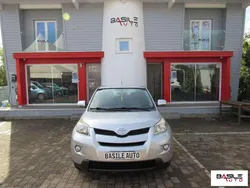 Grigio chiaro Usata 2012 Toyota Urban Cruiser Lounge SUV | 8950 € (Buon prezzo)