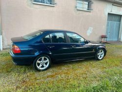 Blu Usata 1999 BMW 318 Tre volumi | 4500 €