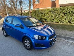 Blu Usata 2012 Chevrolet Aveo LT Tre volumi | 3600 € (Buon prezzo)