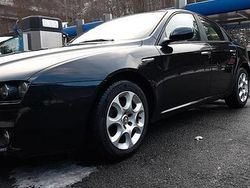 Nero Usata 2005 Alfa Romeo 159 Tre volumi | 5400 €