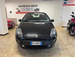 Nero Usata 2015 Fiat Punto Tre volumi | 4100 € (Buon prezzo)