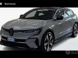 Bianco Usata 2023 Renault Mégane Techno Tre volumi | 29.500 € (Buon prezzo)
