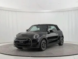 Nero Usata 2023 Mini Cooper SE Cabriolet Cabrio | 39.901 €