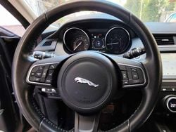 Usata 2020 Jaguar E-Pace Chequered Flag SUV | 23.200 € (Super prezzo)