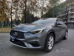 Grigio Usata 2017 Infiniti Q30 Business Executive Due volumi | 9990 € (Ottimo prezzo)