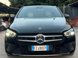 Nero Usata 2020 Mercedes B180 Executive Monovolume | 19.900 € (Buon prezzo)