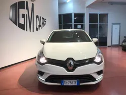 Bianco Usata 2017 Renault Clio IV Life Tre volumi | 9500 € (Cara)
