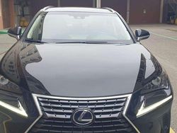 Nero Usata 2018 Lexus NX300h Executive Line SUV | 24.700 €