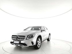 Grigio metallizzato chiaro Usata 2019 Mercedes GLA180 SUV | 21.500 € (Buon prezzo)