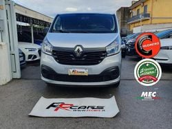 Grigio Usata 2017 Renault Trafic Zen Monovolume | 19.990 € (Buon prezzo)