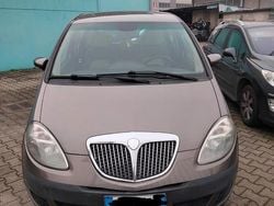 Usata 2005 Lancia Musa Monovolume | 1900 €