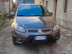 Usata 2010 Fiat Sedici SUV | 4999 € (Buon prezzo)