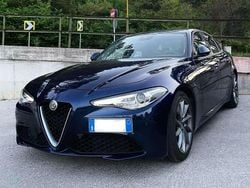 Blu/azzurro Usata 2018 Alfa Romeo Giulia Super Tre volumi | 16.500 € (Ottimo prezzo)