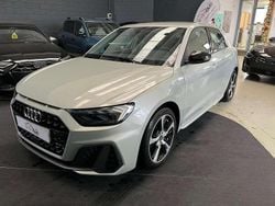 Argento Usata 2024 Audi A1 S-Line Tre volumi | 24.400 € (Buon prezzo)