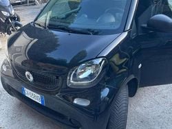 Nero Usata 2017 Smart ForTwo Coupé Due volumi | 9500 € (Ottimo prezzo)