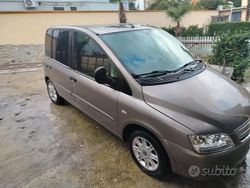 Grigio Usata 2006 Fiat Multipla Monovolume | 1700 € (Buon prezzo)