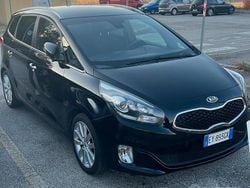 Nero Usata 2015 Kia Carens Monovolume | 7500 € (Cara)