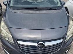 Grigio Usata 2014 Opel Meriva Monovolume | 3700 €