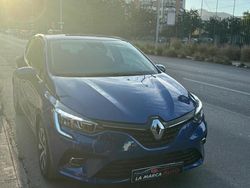 Blu Usata 2021 Renault Clio V Zen Tre volumi | 14.999 € (Buon prezzo)