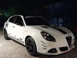 Usata 2013 Alfa Romeo Giulietta Tre volumi | 14.500 €