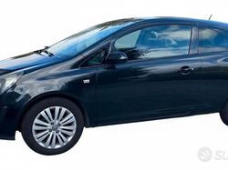 Nero Usata 2014 Opel Corsa | 3500 € (Buon prezzo)