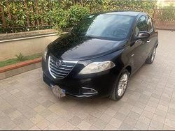 Usata 2014 Lancia Ypsilon Due volumi | 6800 € (Buon prezzo)
