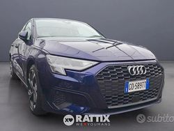 Blu navarra met Usata 2020 Audi A3 Business Tre volumi | 23.221 € (Buon prezzo)