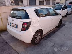 Bianco Usata 2013 Chevrolet Aveo Tre volumi | 1550 € (Super prezzo)