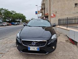 Nero Usata 2015 Volvo V40 CC Ocean Race Station wagon | 11.500 € (Molto cara)