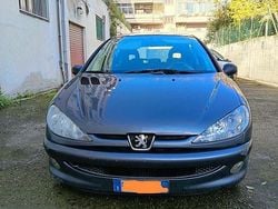 Usata 2009 Peugeot 206 Tre volumi | 2500 €