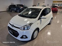 Bianco Usata 2016 Hyundai i10 Comfort Due volumi | 7900 € (Buon prezzo)