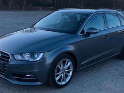 Grigio Usata 2015 Audi A3 Young Tre volumi | 12.400 € (Cara)