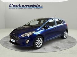 Blu/azzurro Usata 2018 Ford Fiesta Titanium Tre volumi | 10.000 € (Buon prezzo)