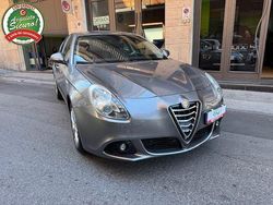 Grigio scuro Usata 2011 Alfa Romeo Giulietta Distinctive Due volumi | 7300 € (Buon prezzo)