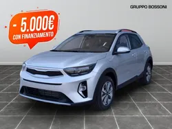 Grigio Nuova 2025 Kia Stonic Style SUV | 19.275 € (Buon prezzo)