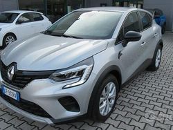 Argento Usata 2021 Renault Captur Business SUV | 16.900 € (Cara)