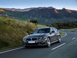 Blu Usata 2021 BMW 330 M Sport Station wagon | 28.900 € (Ottimo prezzo)