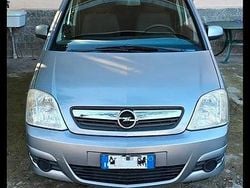 Grigio Usata 2006 Opel Meriva Monovolume | 2500 € (Buon prezzo)