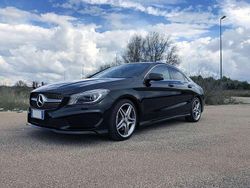 Nero Usata 2015 Mercedes CLA220 Premium Tre volumi | 18.000 € (Buon prezzo)