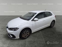Bianco Usata 2023 VW Polo Life Tre volumi | 17.900 € (Buon prezzo)