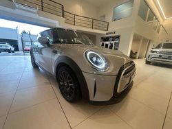 Argento Usata 2023 Mini Cooper Classic Due volumi | 22.500 € (Buon prezzo)