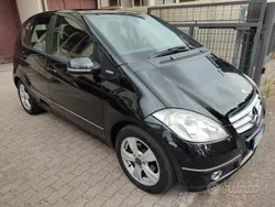 Usata 2008 Mercedes A200 Avantgarde Tre volumi | 2700 € (Cara)