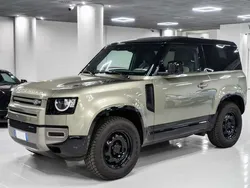 Pangea green Usata 2022 Land Rover Defender Black Edition SUV | 61.500 € (Ottimo prezzo)