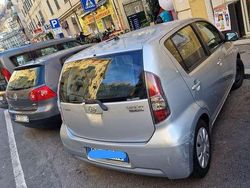 Argento Usata 2009 Daihatsu Sirion Due volumi | 2000 €