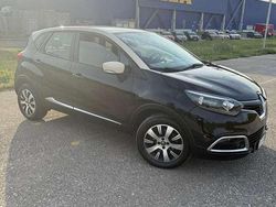 Nero Usata 2017 Renault Captur SUV | 11.900 € (Cara)
